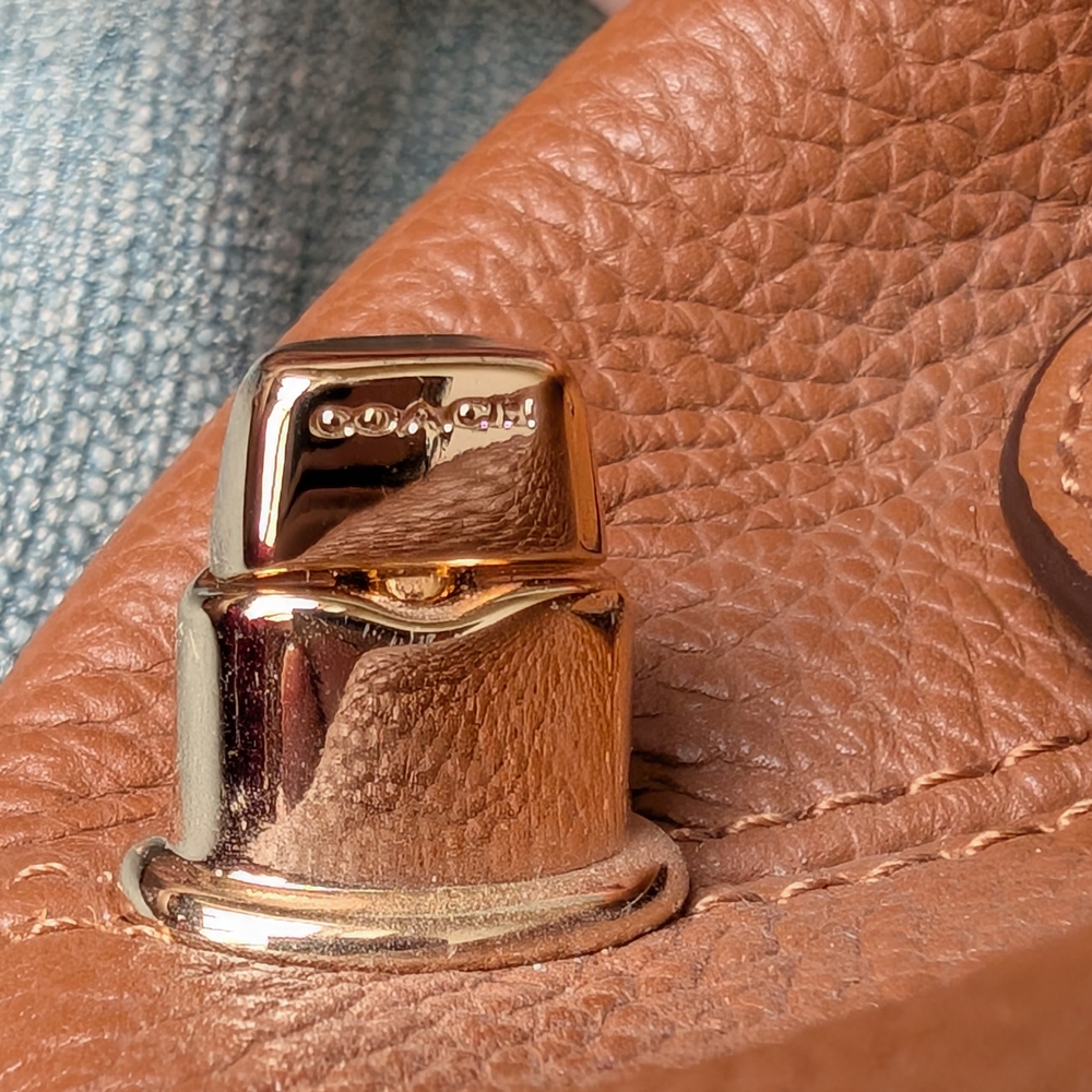 Coach Tan Leather Women's Bag - Picture 11 of 12